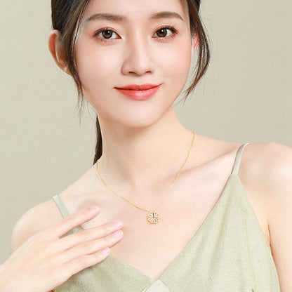 Retro Magnetic Four Leaf Clover Heart Pendant Necklace for Women